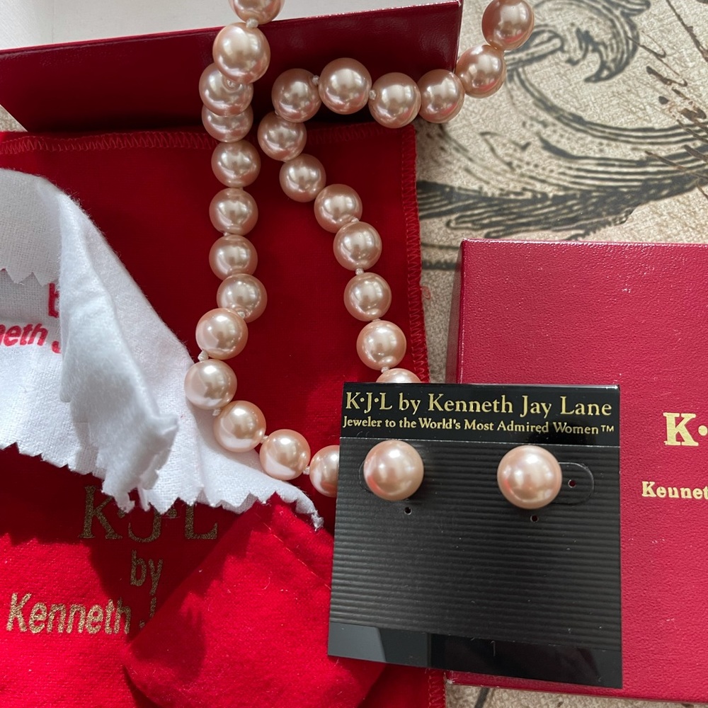 Kenneth Jay Lane pink pearl and rose gold necklace and earrings